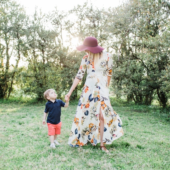 Meet your Posher, Sam - Picture 2 of 8